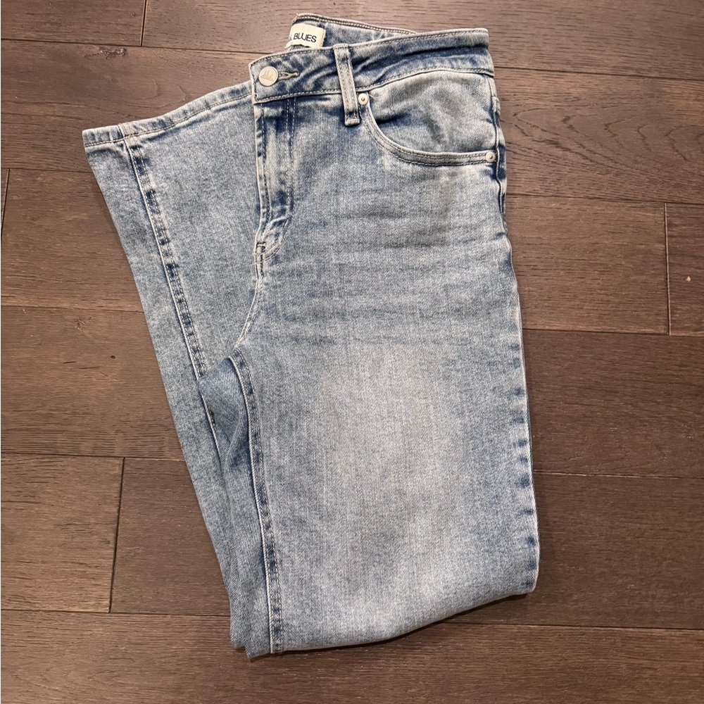 City Blues, eco friendly Light Blue Women's Straight Leg Jeans, size 8